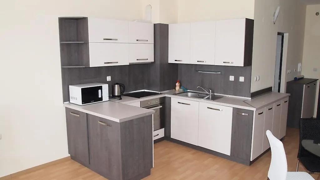 Europroperties Yalta Apartments Zlate písky