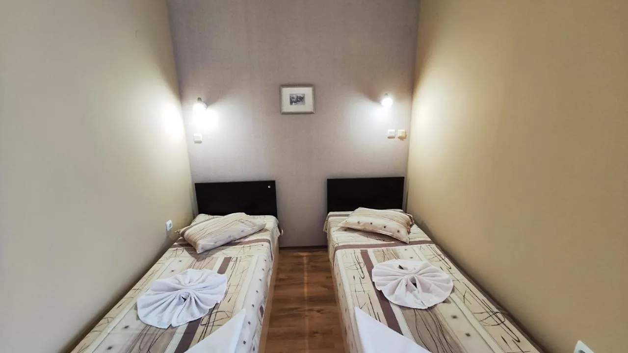 Europroperties Yalta Apartments Golden Sands