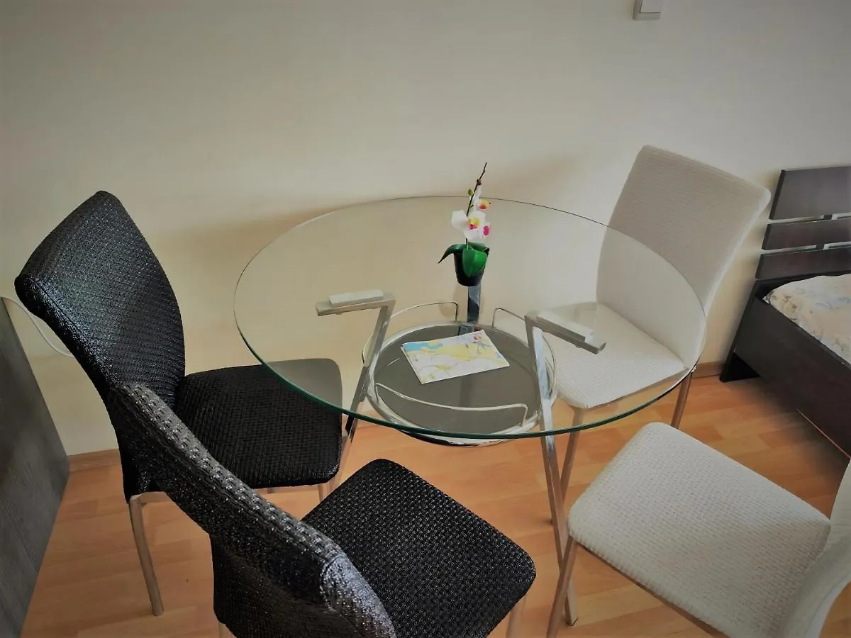 Europroperties Yalta Apartments Golden Sands 0*,