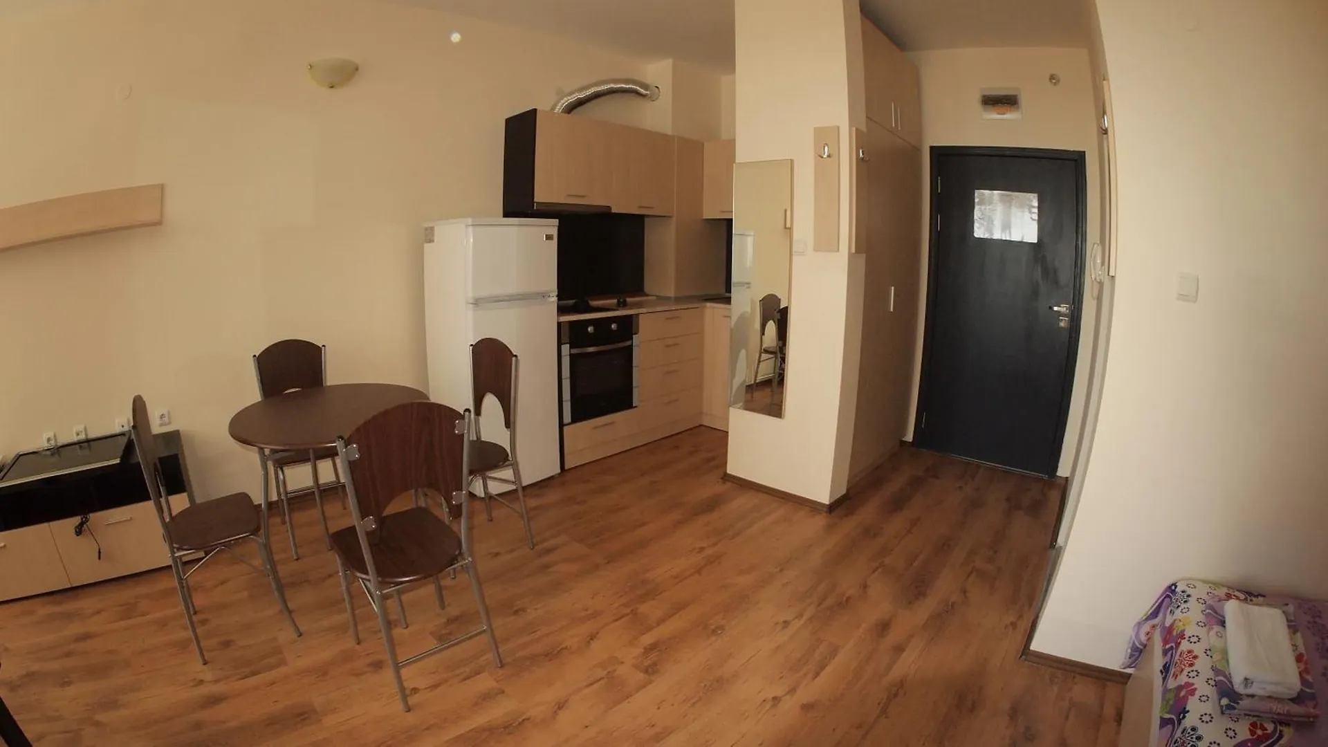 Europroperties Yalta Apartments Golden Sands