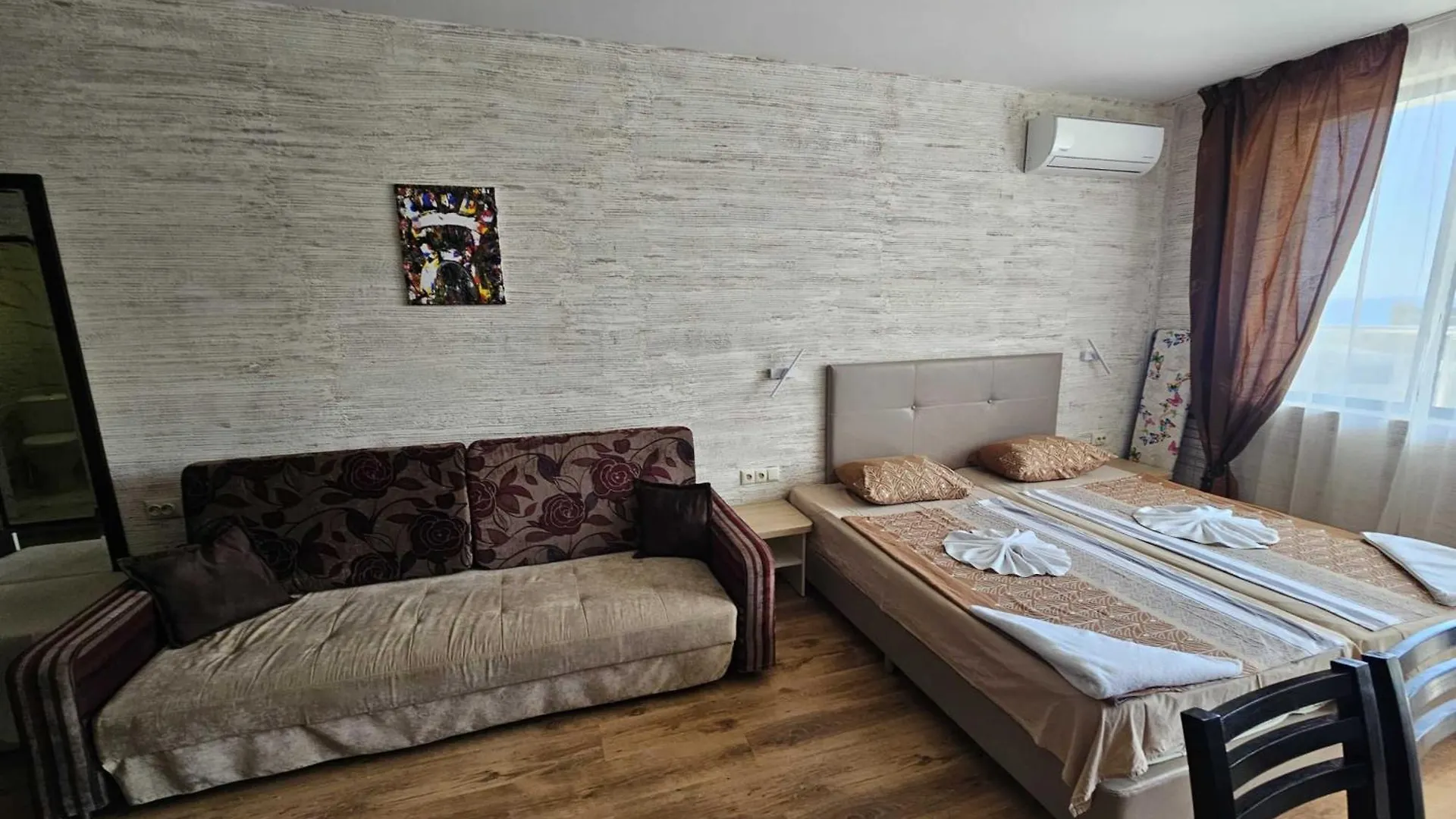 Europroperties Yalta Apartments Golden Sands
